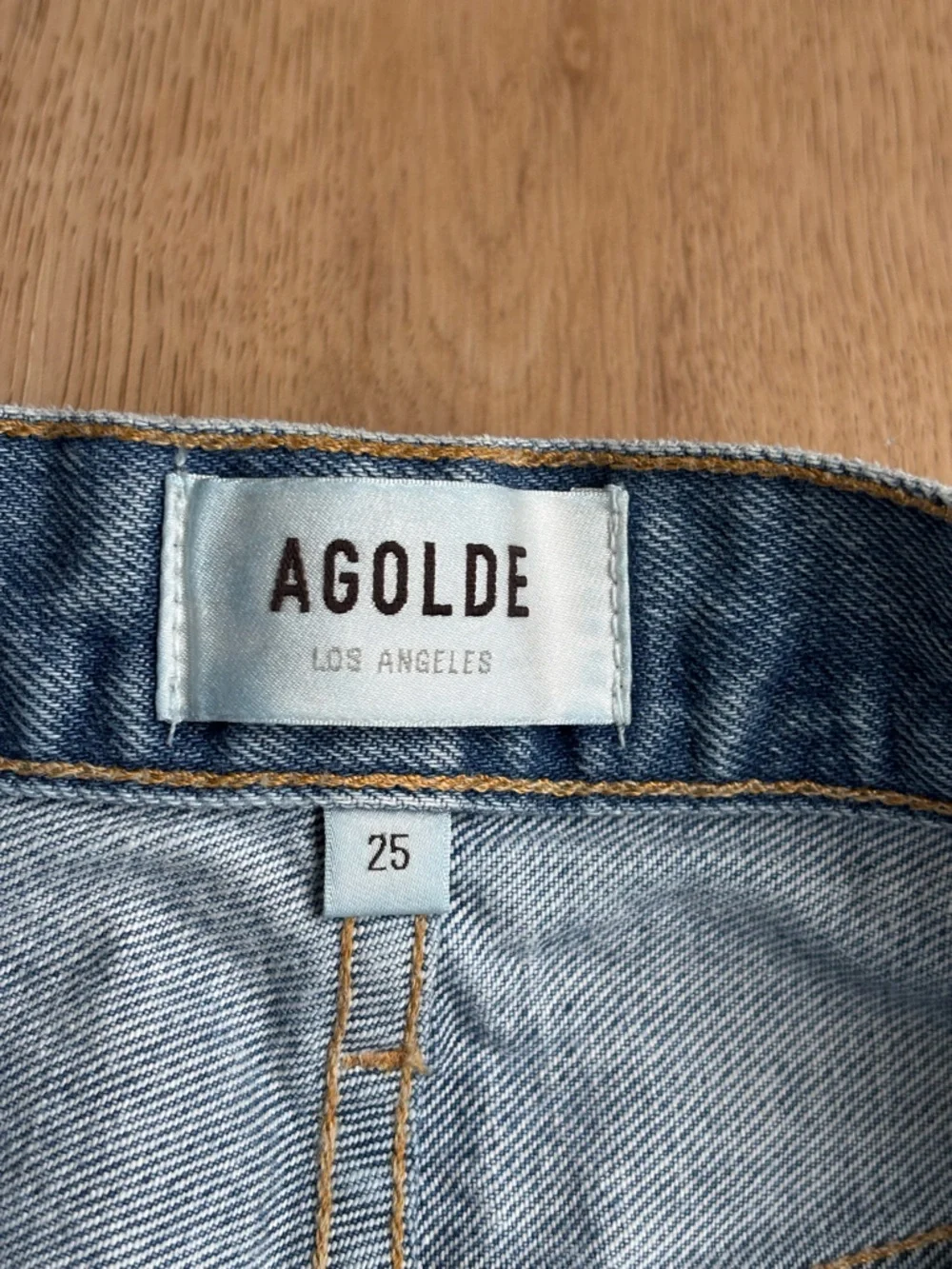 AGOLDE 90s Mid Rise Loose Fit Jean Blue Distressed Size 25